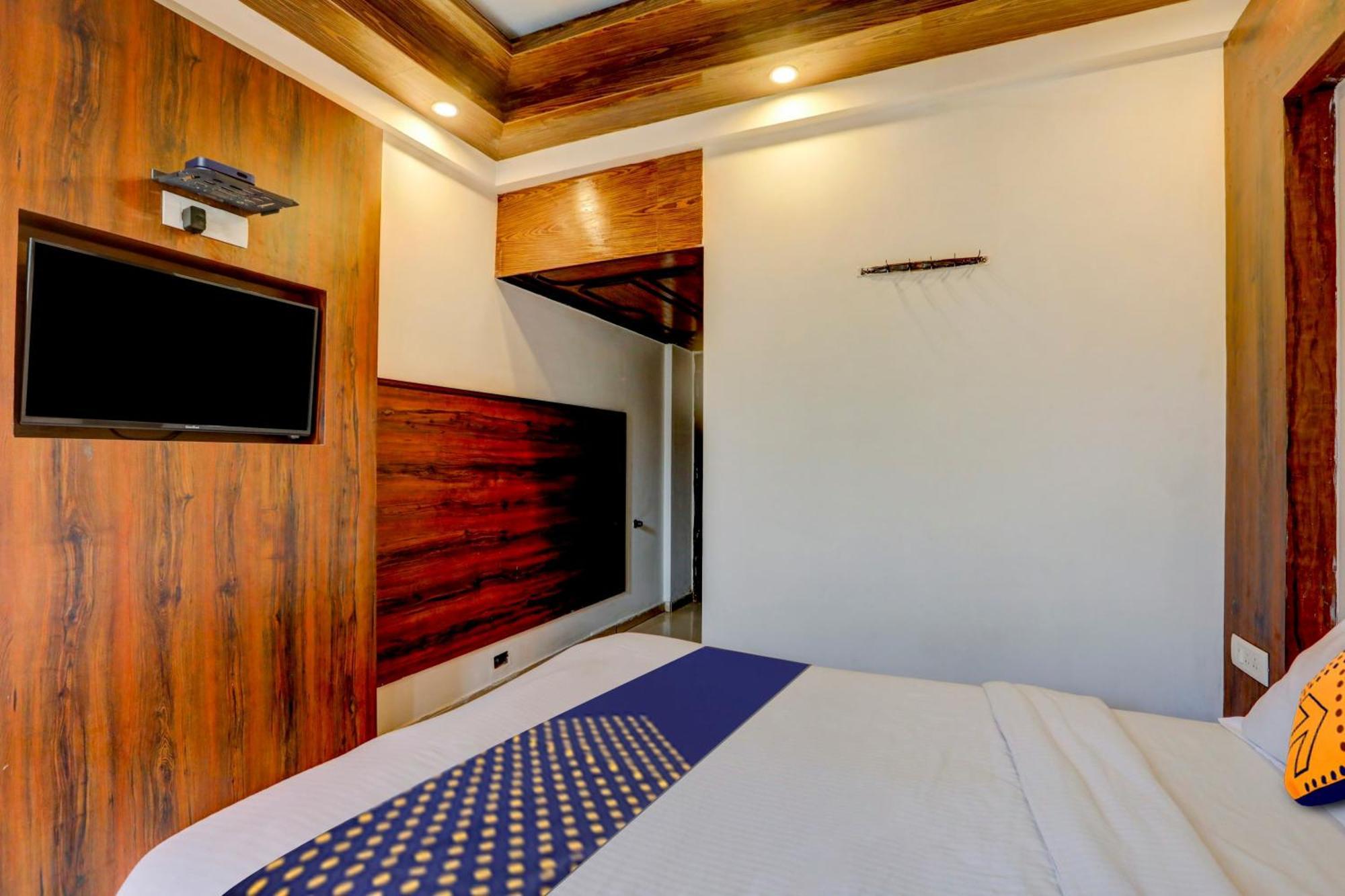 Hotel O Rajdhani Group Of Hotels Мисор Екстериор снимка