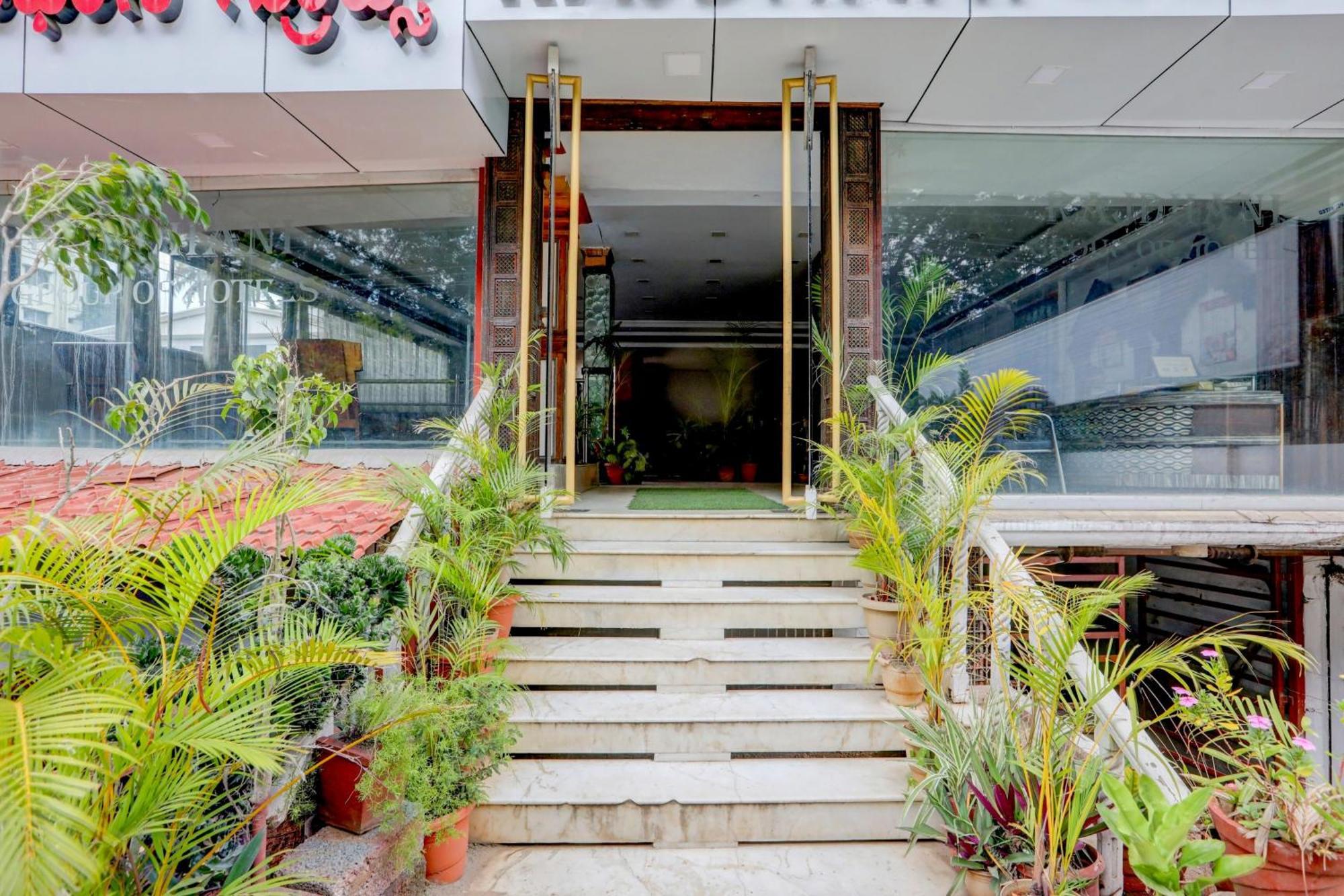 Hotel O Rajdhani Group Of Hotels Мисор Екстериор снимка
